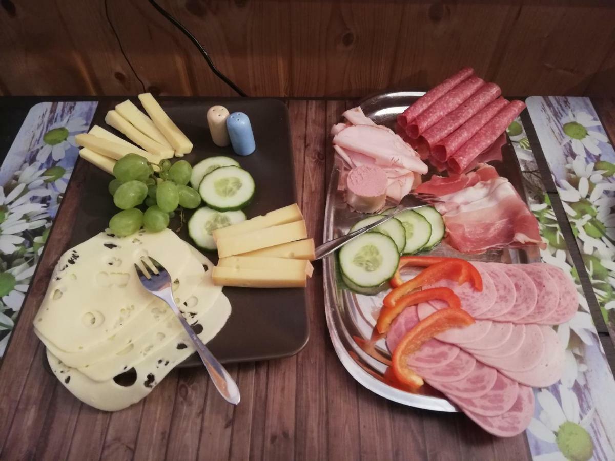 Bed And Breakfast Lucia ฟรอนเทน ภายนอก รูปภาพ